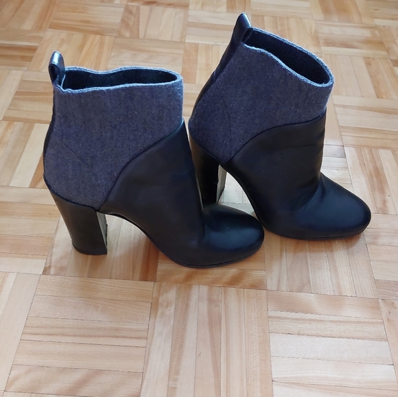 Vince Emerson contrast bootie size 7.5 - Picture 2 of 12